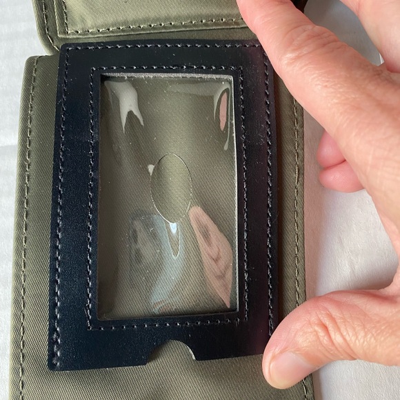 IHKWIP Call Me Later Cell Phone Crossbody Military Olive New - Picture 10 of 16